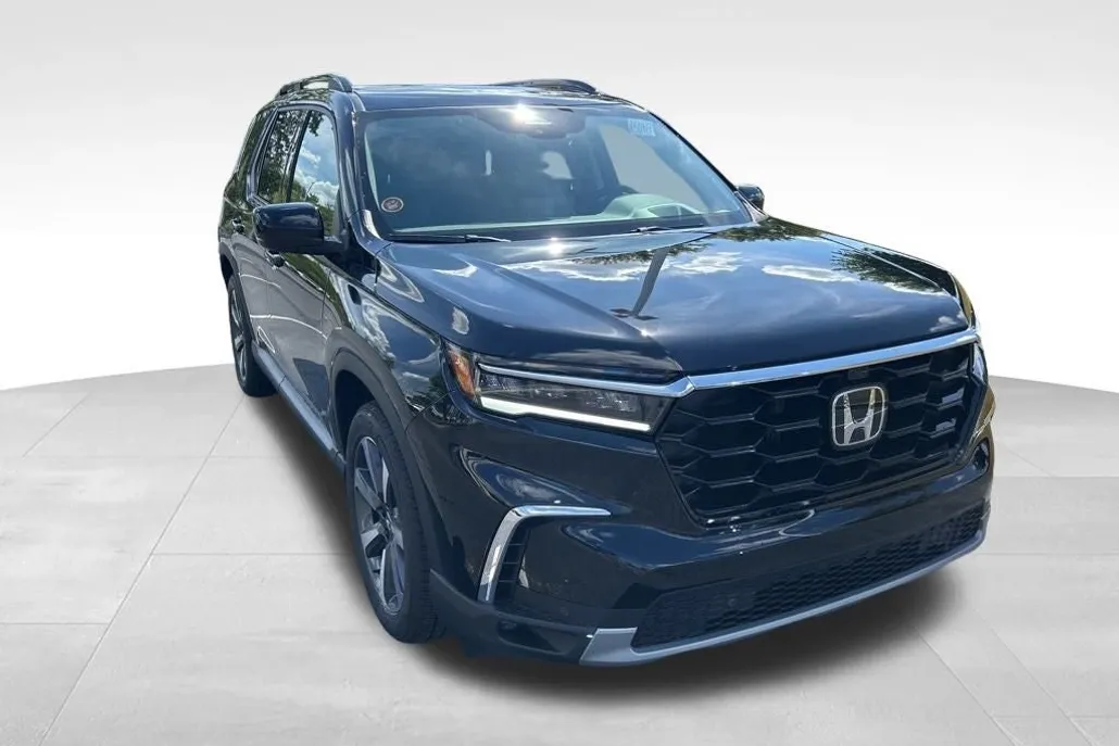 2025 Honda Pilot Elite photo 1