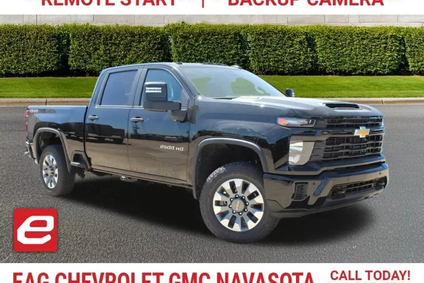 2025 Chevrolet Silverado 2500HD Custom photo 1
