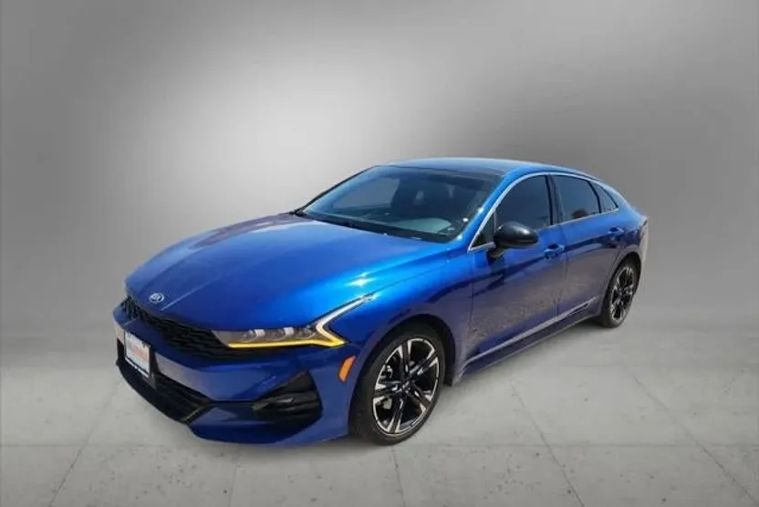 2021 Kia K5 GT-Line photo 1