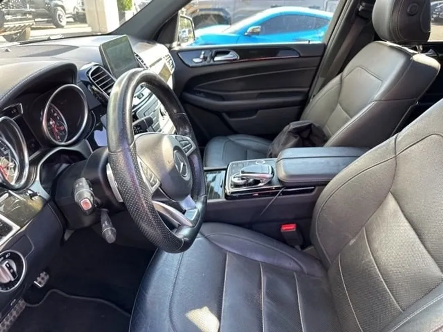 2017 Mercedes Benz GLE 43 AMG photo 1
