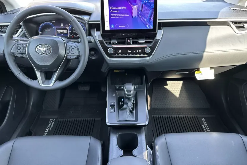 2026 Toyota Corolla Cross XLE photo 1