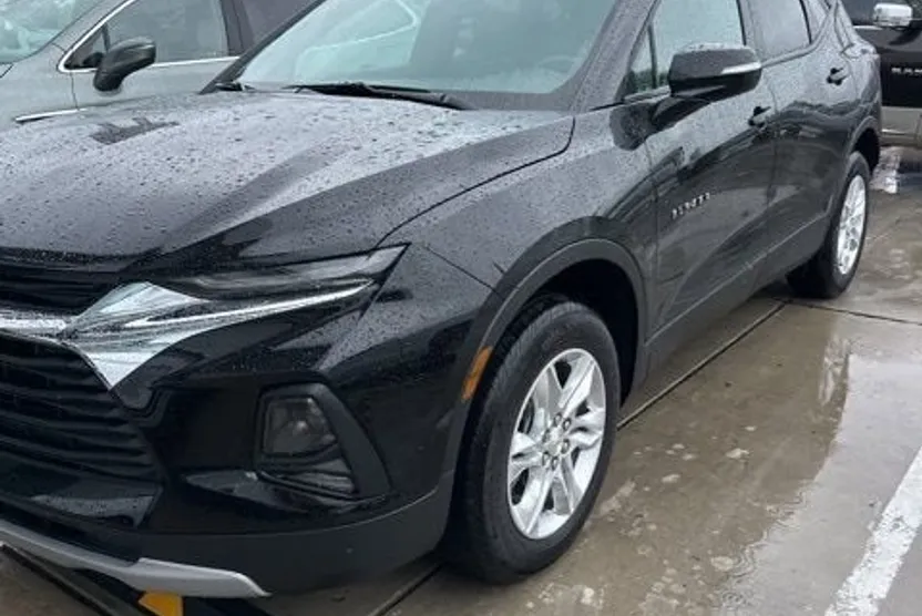 2022 Chevrolet Blazer 2LT photo 1