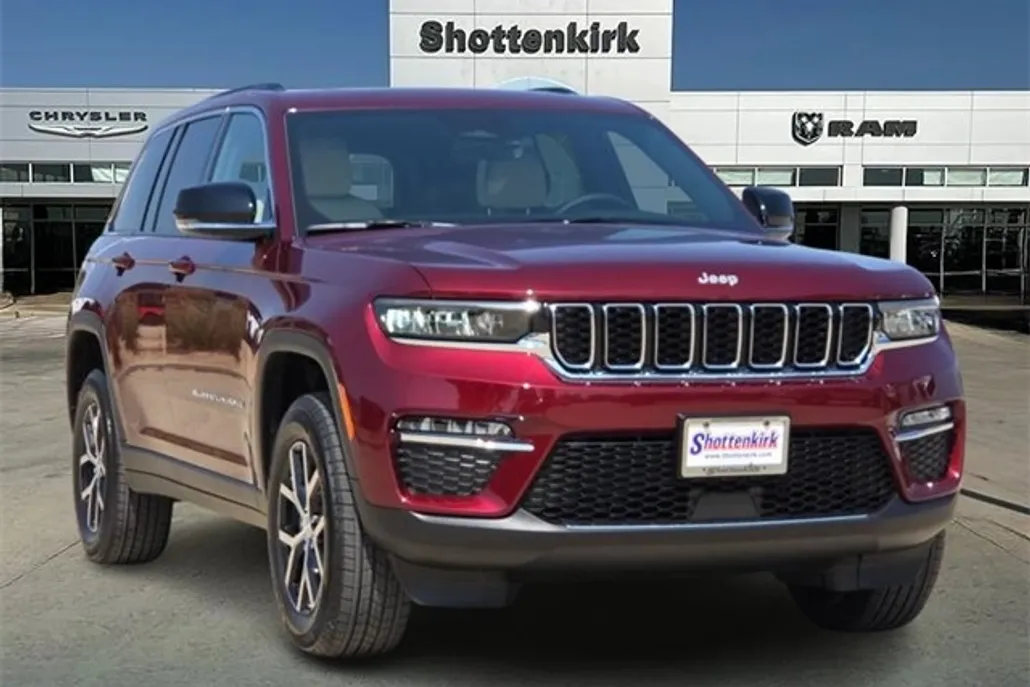2025 Jeep Grand Cherokee Limited photo 1