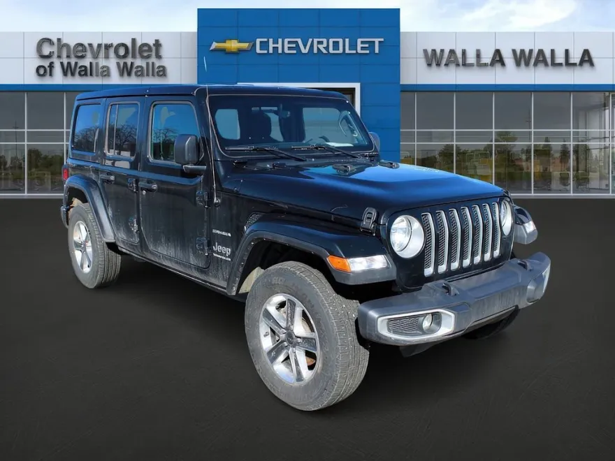 2023 Jeep Wrangler Sahara photo 1