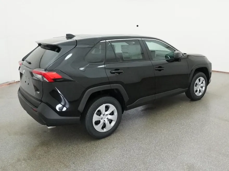 2025 Toyota RAV4 LE photo 1