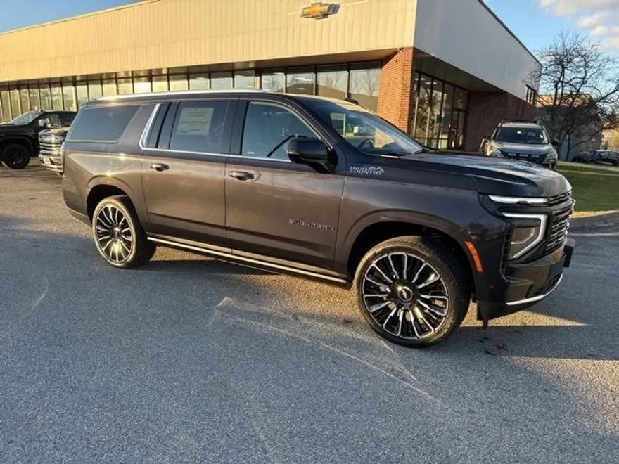 2025 Chevrolet Suburban High Country photo 1