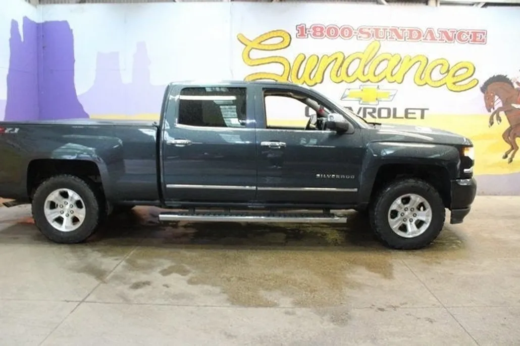 2018 Chevrolet Silverado 1500 LTZ photo 1