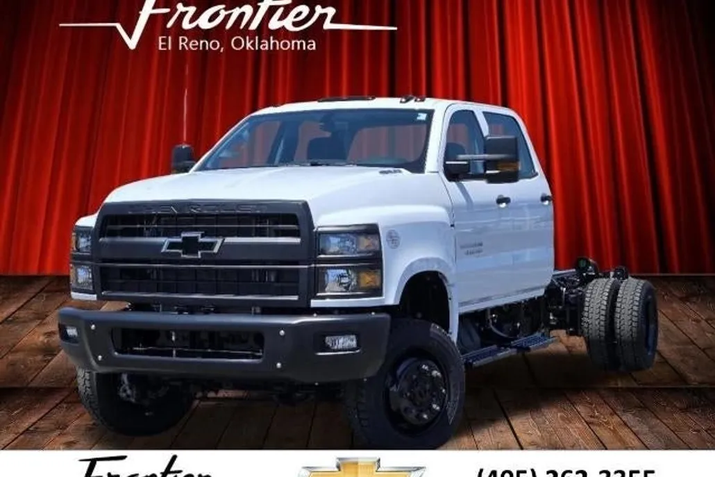 2024 Chevrolet Silverado 4500HD Work Truck photo 1