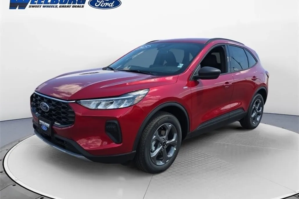 2025 Ford Escape ST-Line photo 1