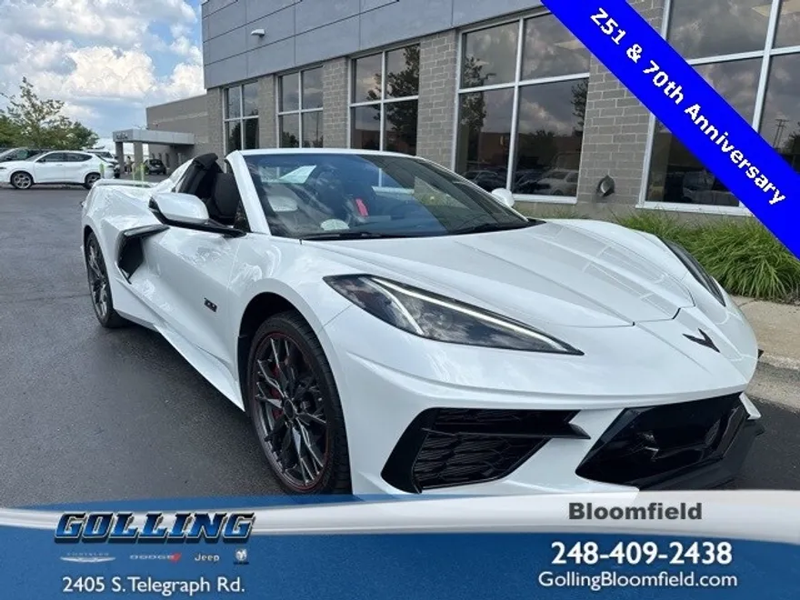 2023 Chevrolet Corvette Stingray Convertible photo 1