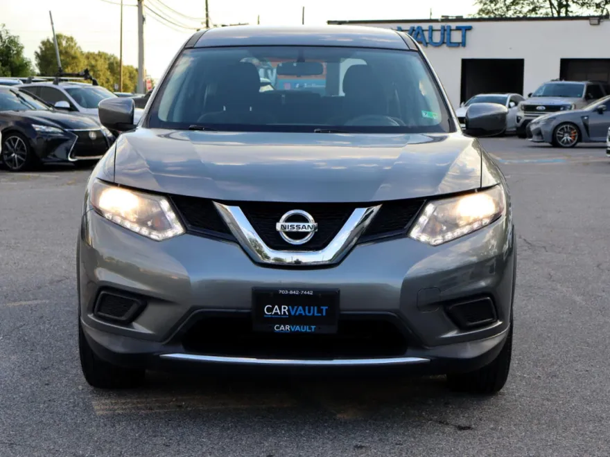 2016 Nissan Rogue S photo 1