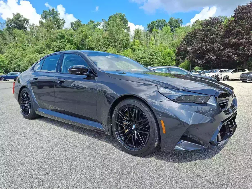 2025 Bmw M5 5 photo 1