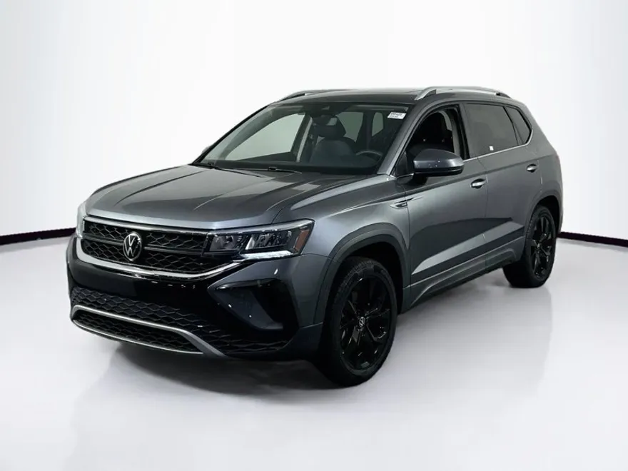 2022 Volkswagen Taos SE photo 1