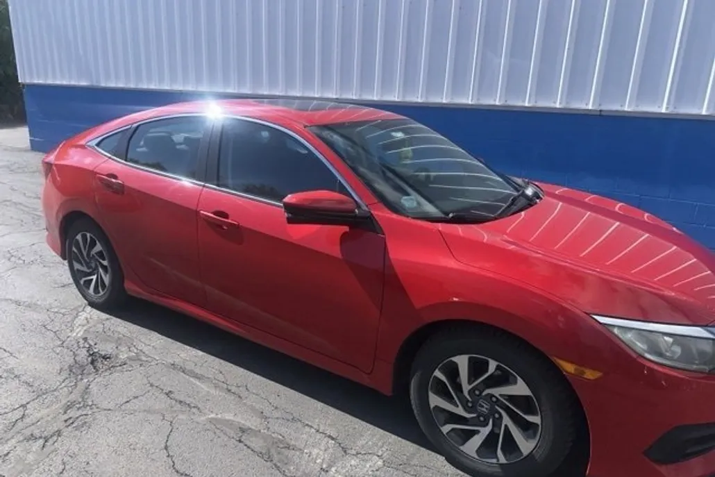 2016 Honda Civic EX photo 1