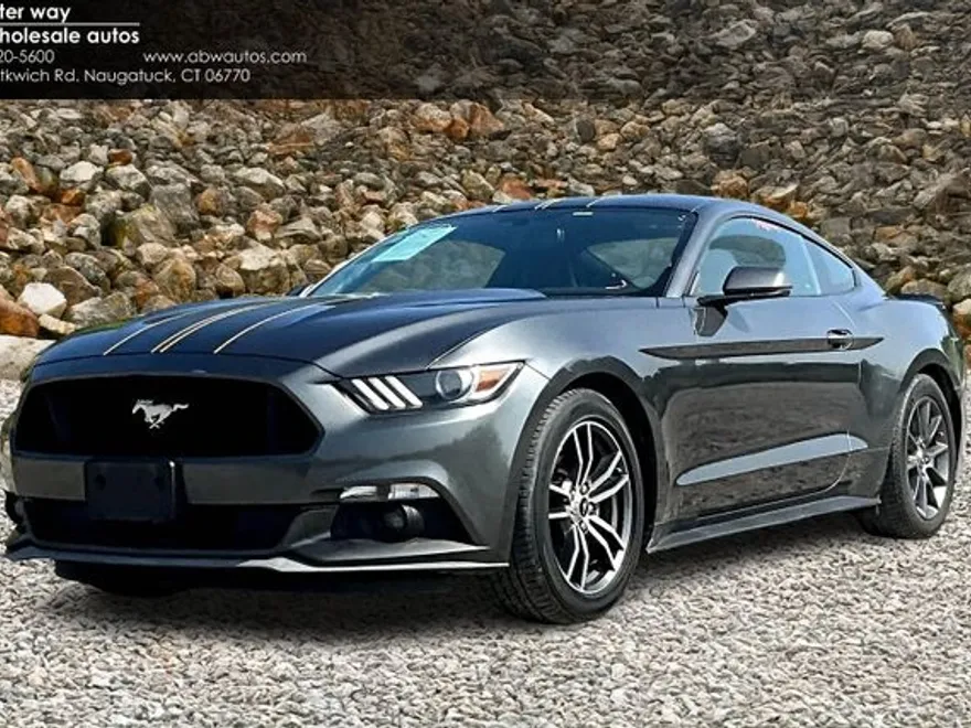 2017 Ford Mustang EcoBoost Premium photo 1