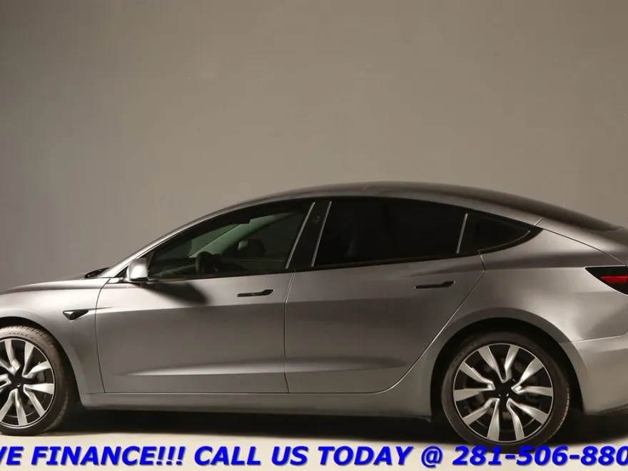 2024 Tesla Model 3 Long Range photo 1