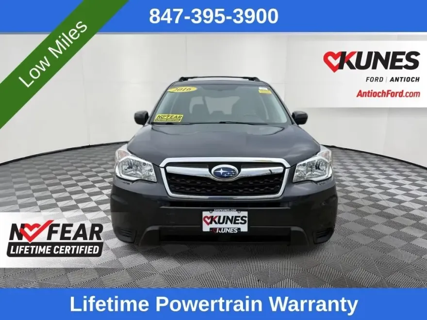 2016 Subaru Forester 2.5i Premium photo 1