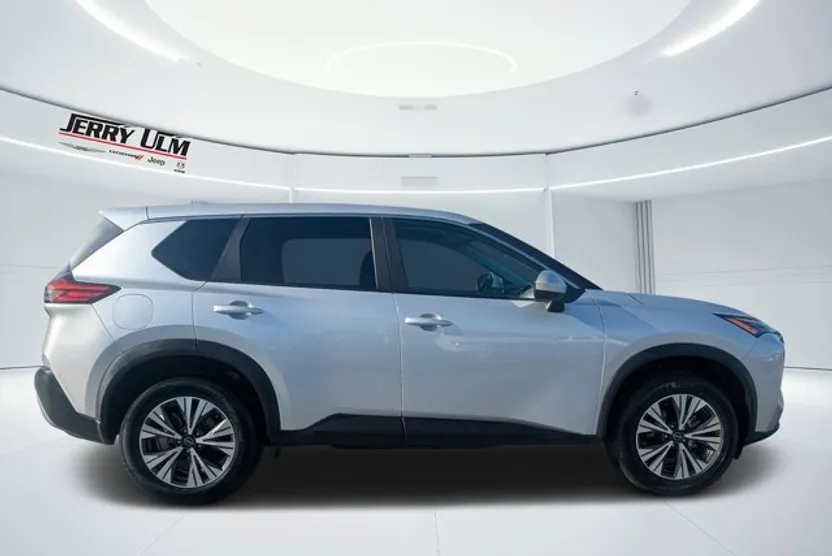 2023 Nissan Rogue SV photo 1