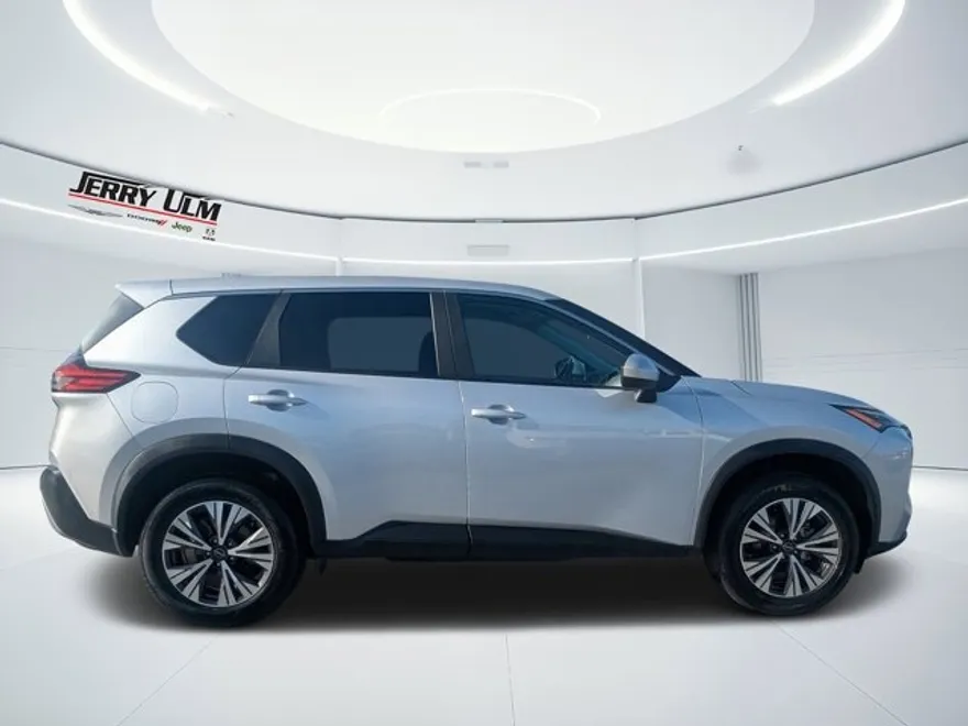 2023 Nissan Rogue SV photo 1