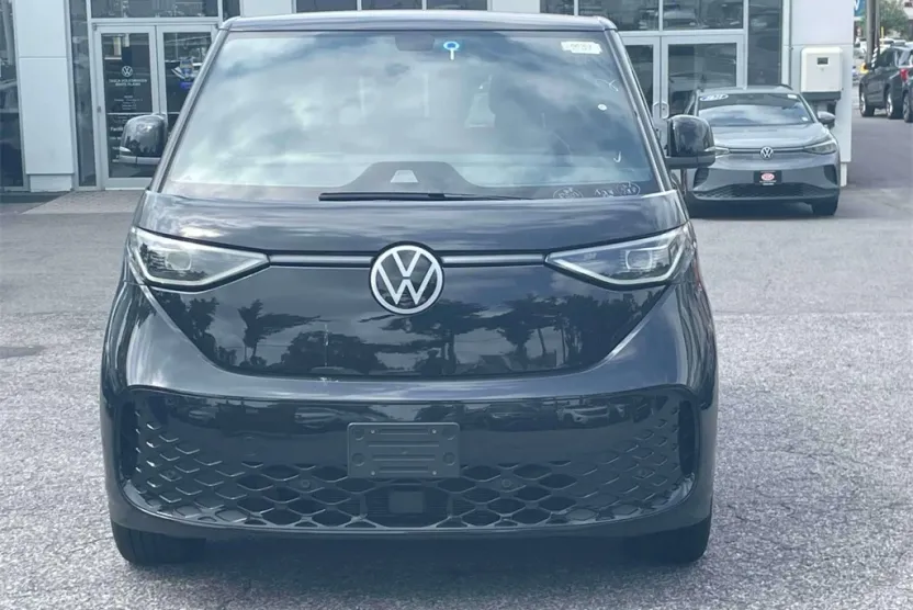 2025 Volkswagen ID. Buzz Pro S photo 1