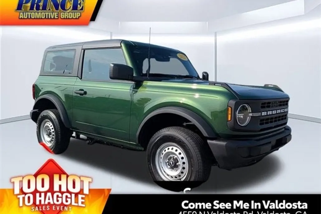 2025 Ford Bronco Base photo 1