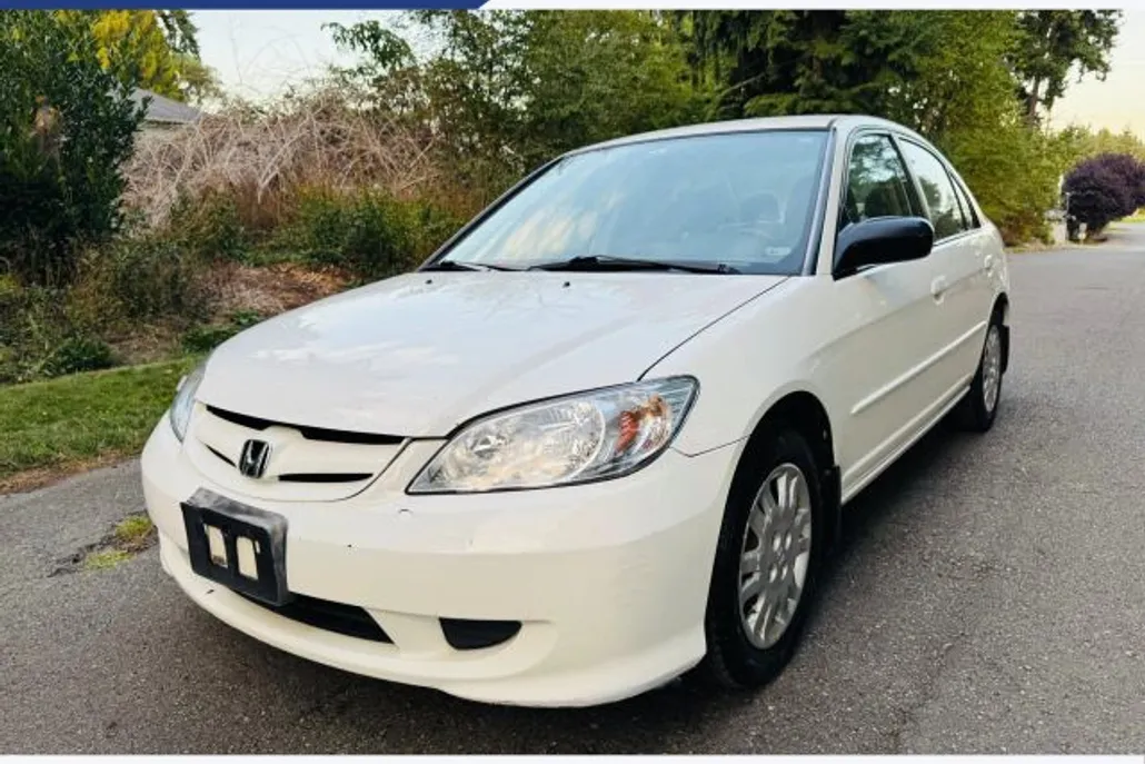 2005 Honda Civic LX photo 1