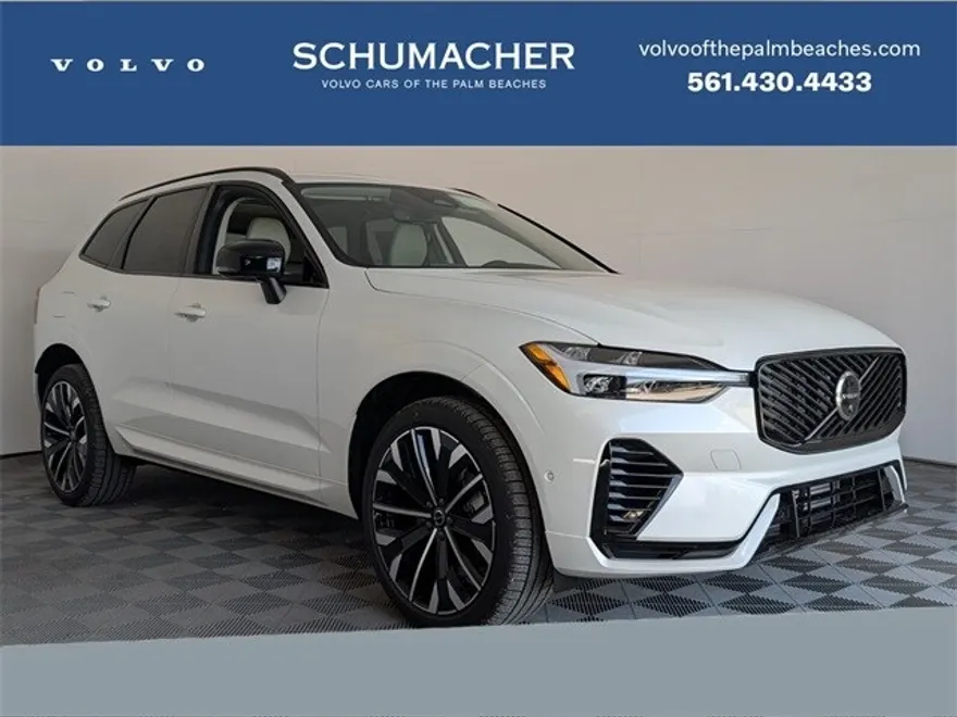 2026 Volvo XC60 T8 photo 1