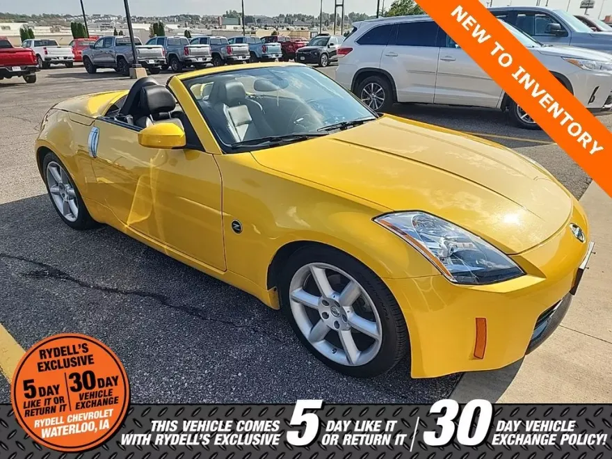 2005 Nissan 350Z Touring photo 1