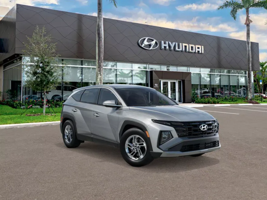 2026 Hyundai Tucson SE photo 1