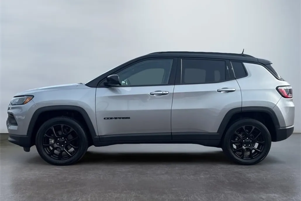 2022 Jeep Compass Altitude photo 1