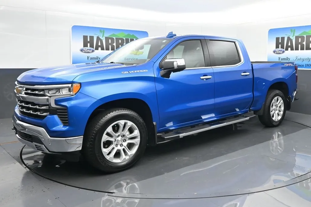 2022 Chevrolet Silverado 1500 LTZ photo 1