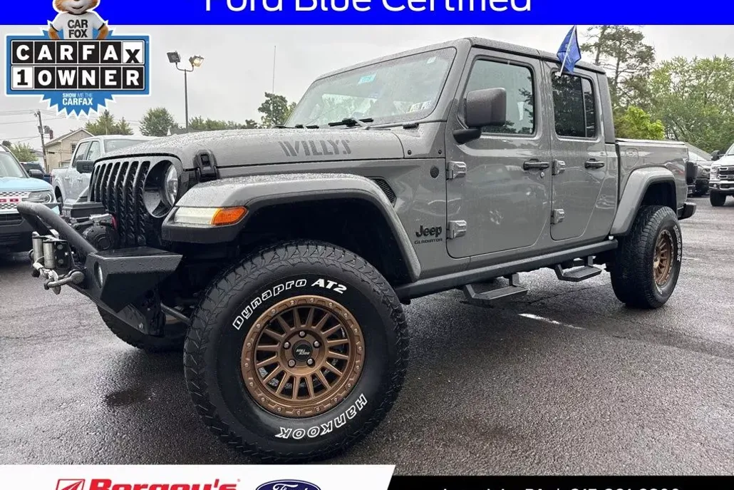 2021 Jeep Gladiator Willys photo 1