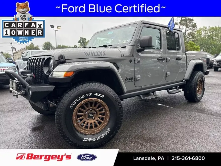 2021 Jeep Gladiator Willys photo 1