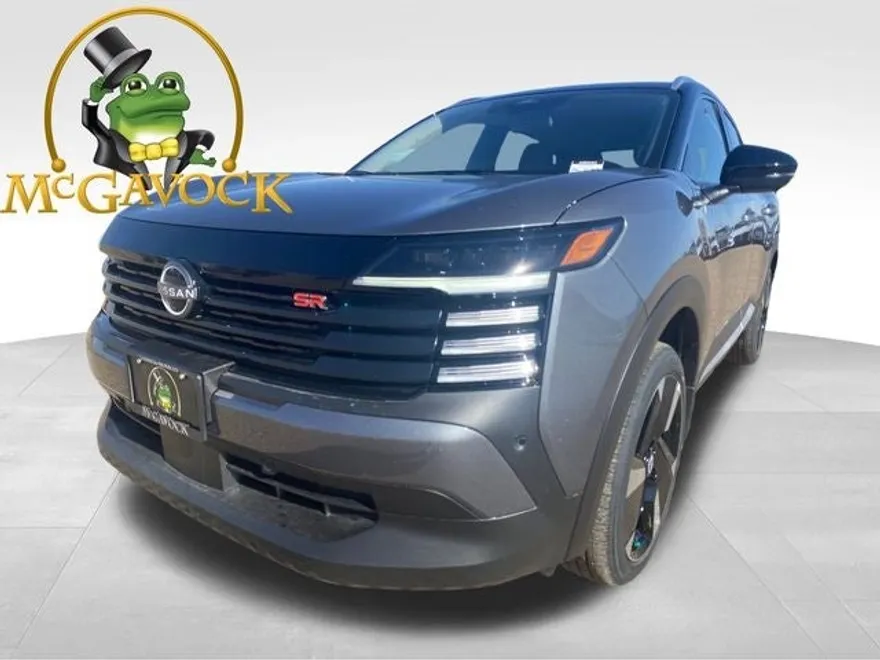 2025 Nissan Kicks SR photo 1
