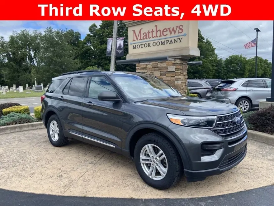 2020 Ford Explorer XLT photo 1