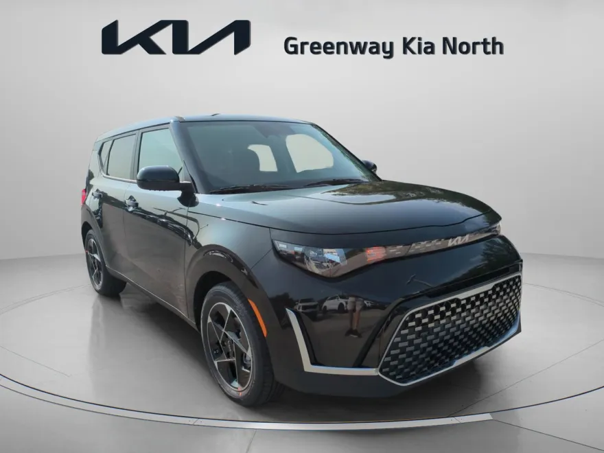 2025 Kia Soul EX photo 1