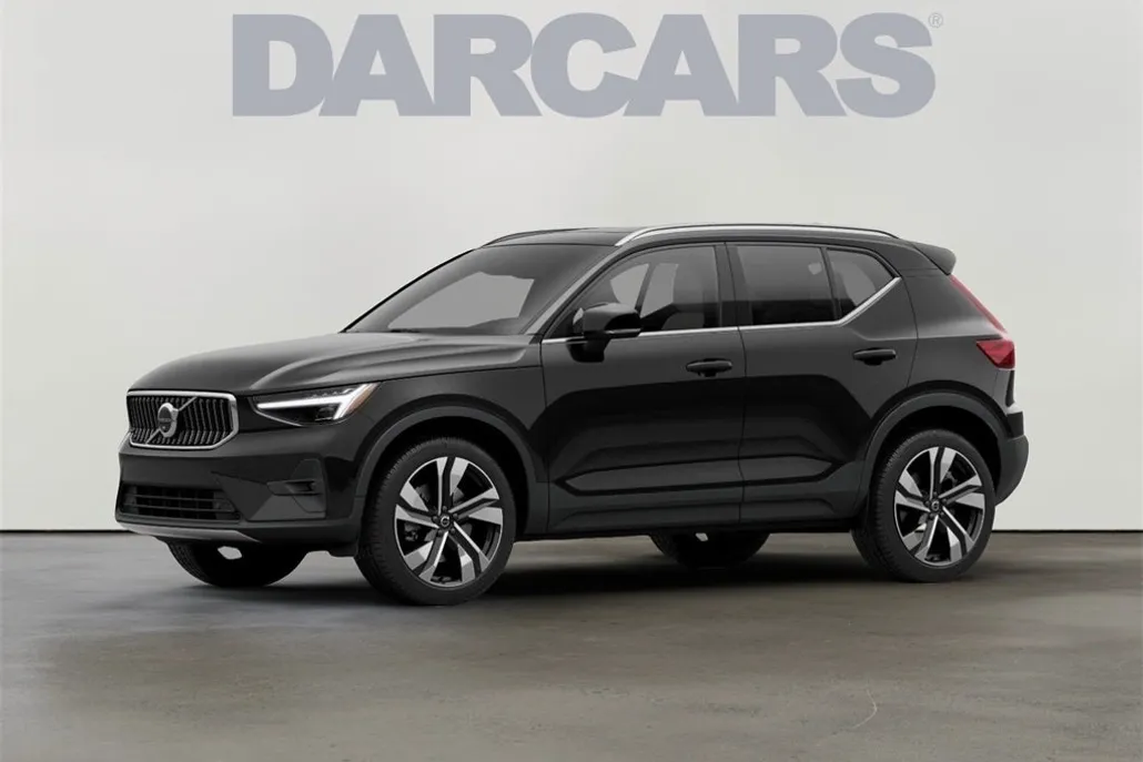 2024 Volvo XC40 Plus photo 1