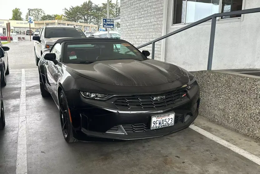 2023 Chevrolet Camaro 2LT photo 1