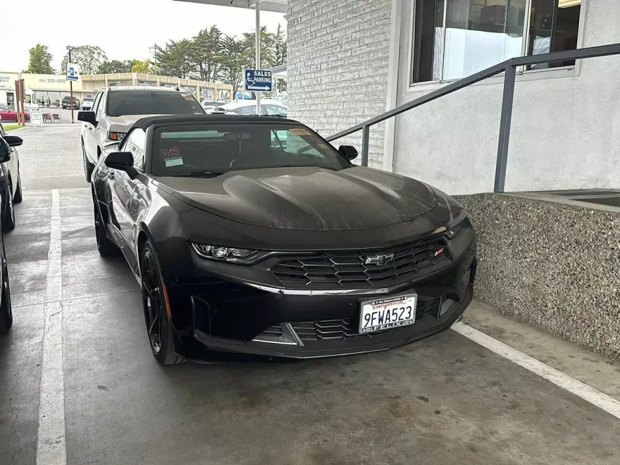 2023 Chevrolet Camaro 2LT photo 1