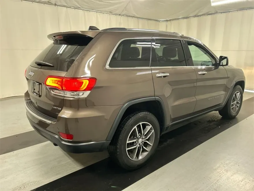 2018 Jeep Grand Cherokee Limited photo 1