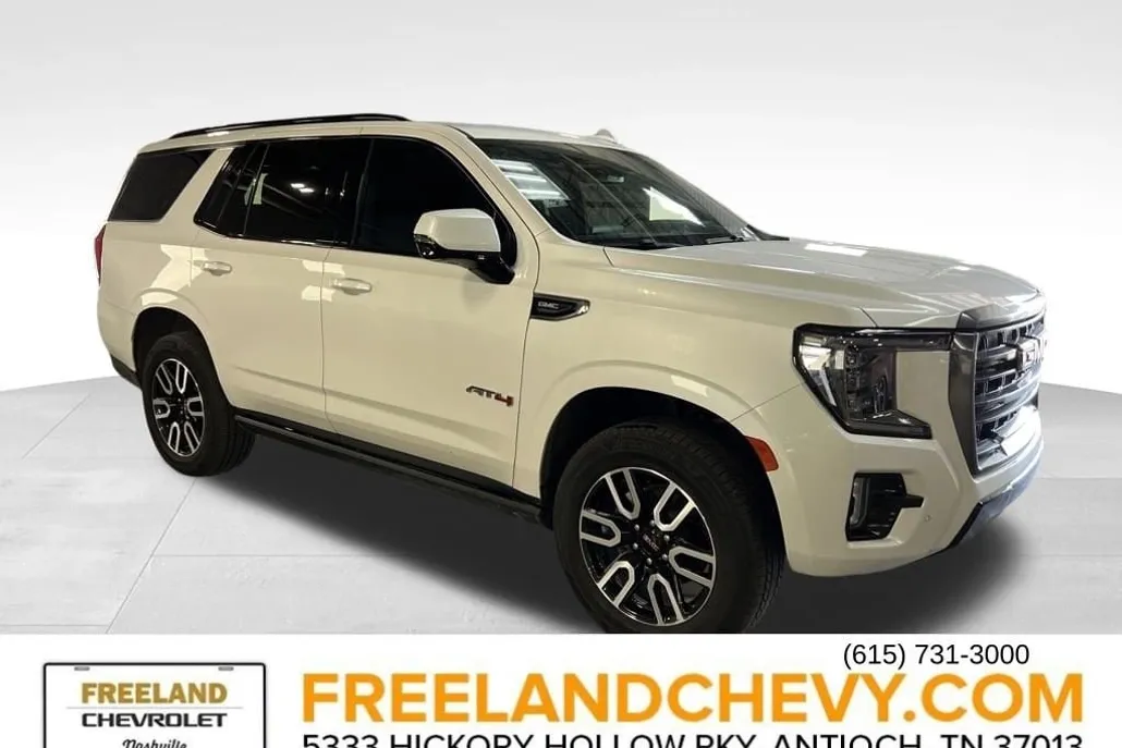 2021 Gmc Yukon AT4 photo 1
