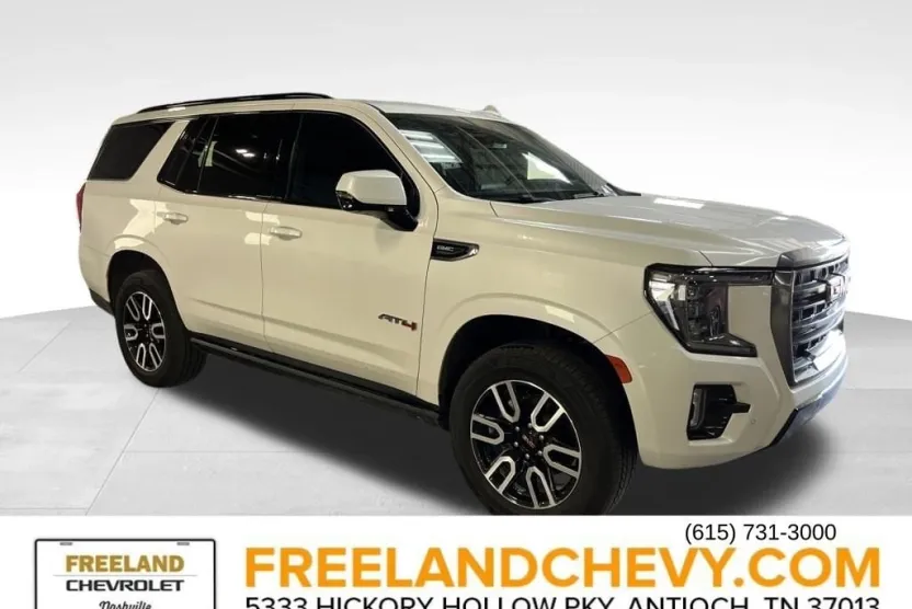 2021 Gmc Yukon AT4 photo 1