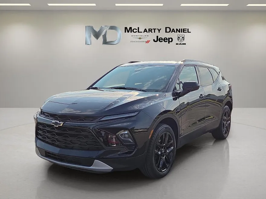 2023 Chevrolet Blazer 2LT photo 1