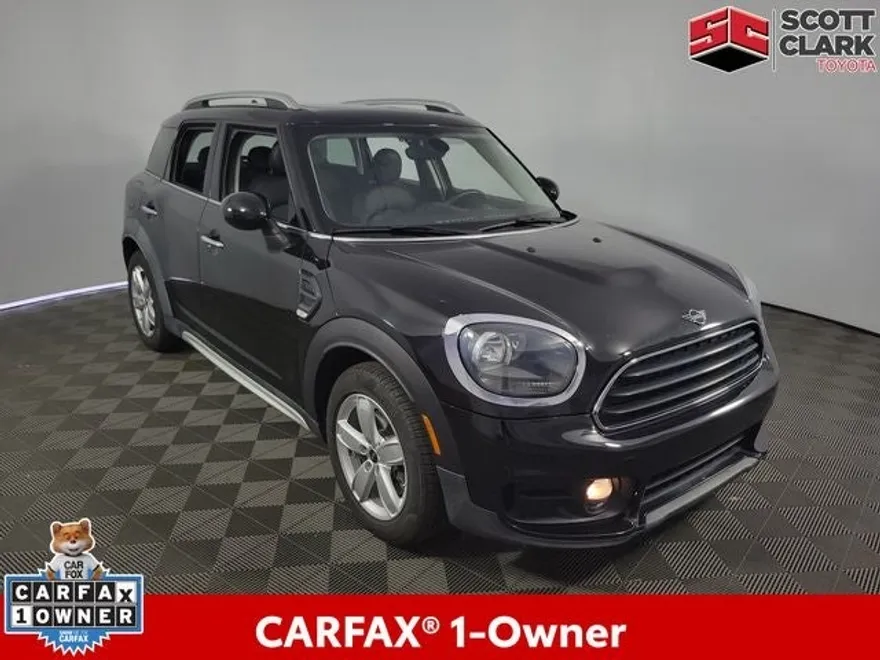 2019 Mini Countryman Classic photo 1