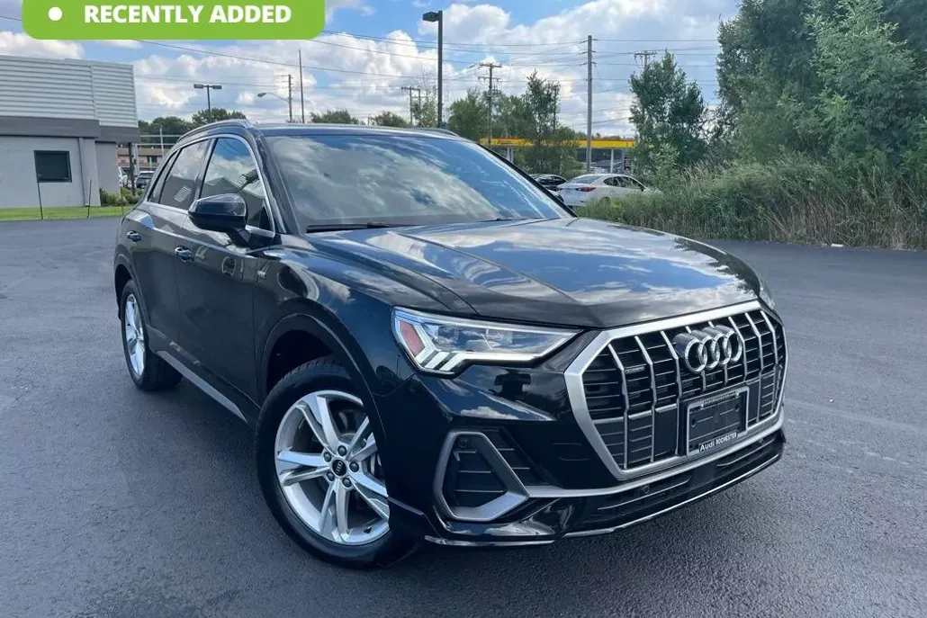2024 Audi Q3 Premium S line photo 1