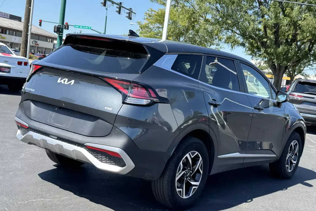 2024 Kia Sportage LX photo 1