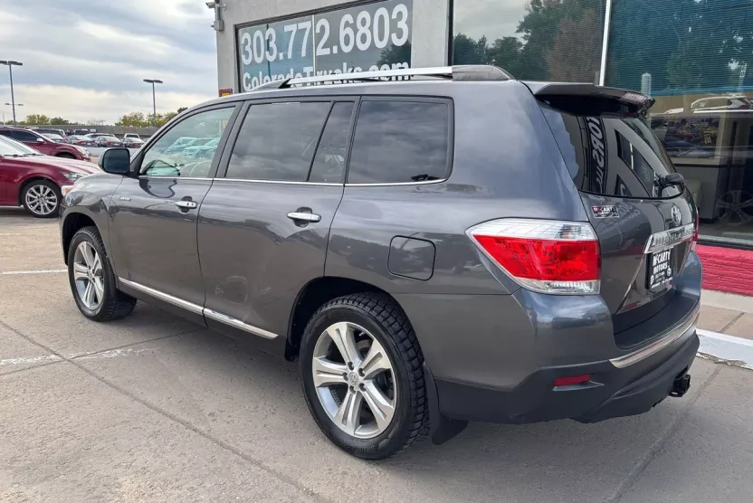 2011 Toyota Highlander Hybrid Limited SE photo 1