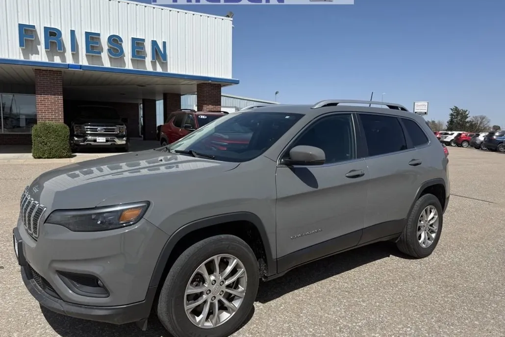 2021 Jeep Cherokee Latitude Lux photo 1