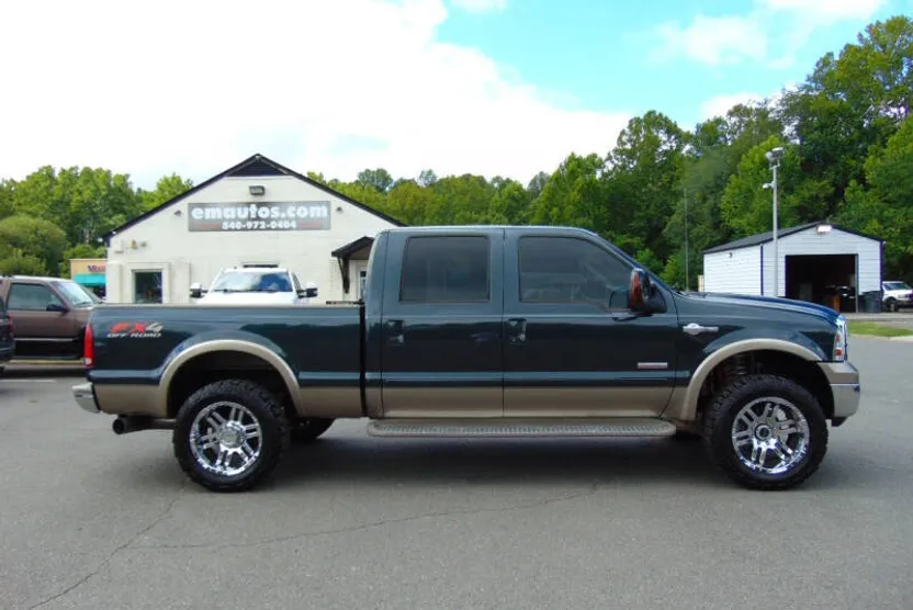 2005 Ford F-250 King Ranch photo 1
