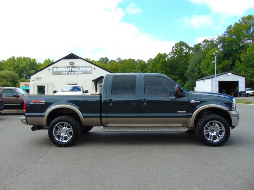 2005 Ford F-250 King Ranch photo 1